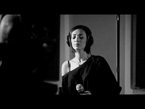 Luigiano Paals ft. Dewi Pechler Let me in by Skinny Living (Cover)