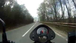 preview picture of video 'ER6N chasing FZ6 on curved mountain roads'