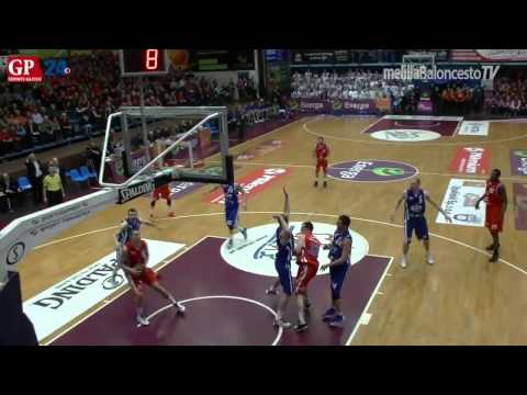 Levi Knutson, así juega el nuevo francotirador del Melilla Baloncesto