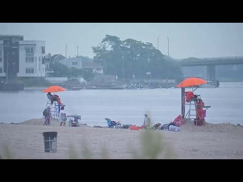 Man vanishes while swimming in waters off Far Rockaway