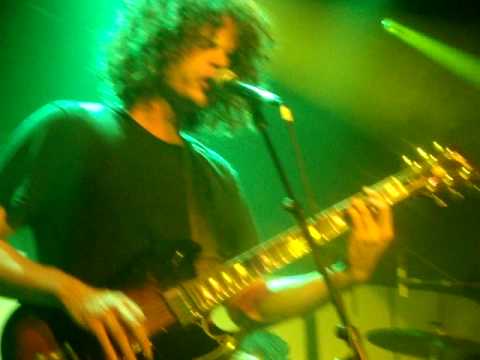 Wolfmother - Cosmic Egg (live @ Melkweg Amsterdam 2009)