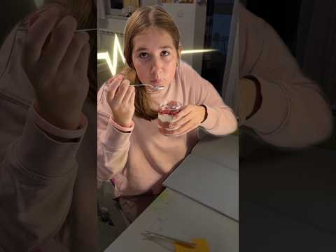 Filipa pravi slatkiš i uči BIOLOGIJU 🤣 #shorts #filipa #viral