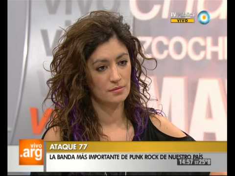 Vivo en Argentina - Attaque 77 - 15-04-13