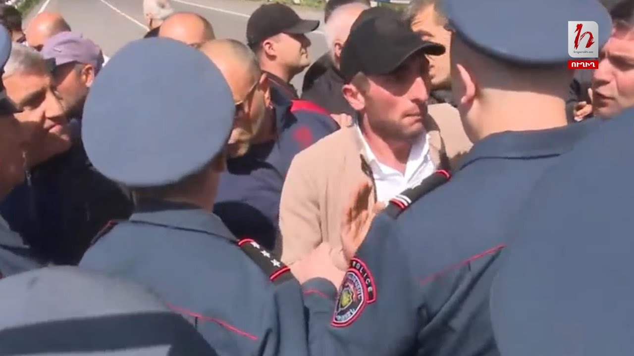 Քաղաքացիները փակել են Երևան-Սևան միջպետական ճանապարհը․ ուղիղ