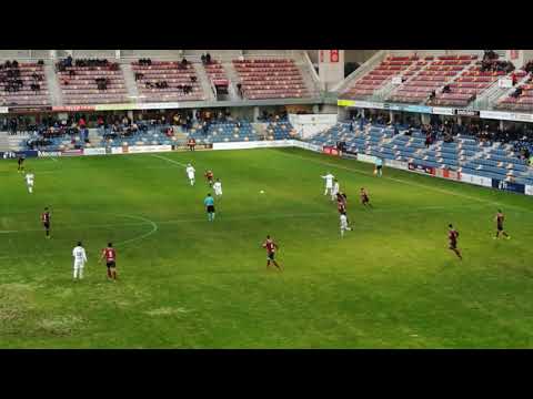 Pontevedra C.F. 3-1 C.F. Fuenlabrada. Gol en propia de Cata Díaz y final del partido