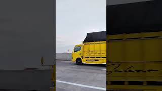 Download lagu nyodrek tol pemalang batang #sodrekers #nyodrek #trukmania #trukcabe #trukoleng mp3