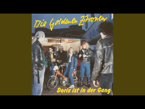 Ihre Faust so fest (Skinheadmädchen)