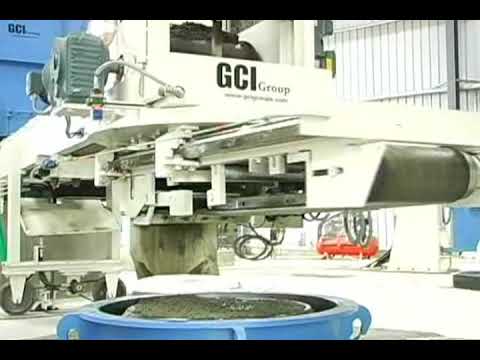 Concrete pipe making machine