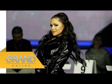 Trikovi za ulepšavanje Aleksandre Mladenović