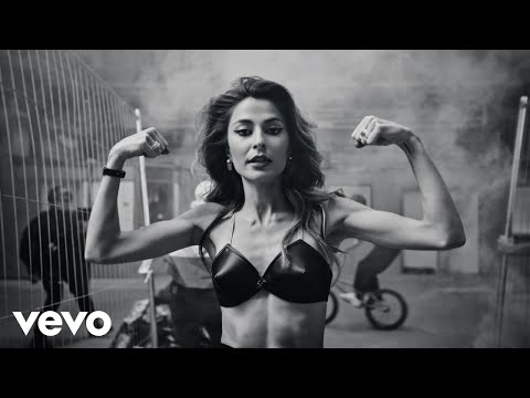 Vernis Rouge - La Fille (Clip officiel)