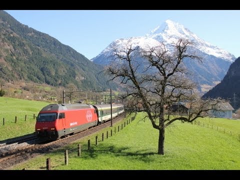 Bahnverkehr in Erstfeld und Silenen am 2.4.11 - TXL, Captrain, BLS und SBB