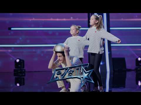 Stela și Luna au transformat o simplă ceartă între surori într-un musica | Românii Au Talent S16