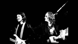John Lennon &amp; Paul McCartney reunite with &quot;Be Bop A Lula&quot;