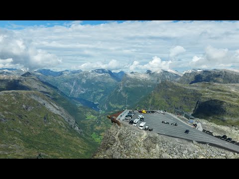 2023-08 Drive in Norway: Dalsnibba (Geiranger Skywalk) Up and Down