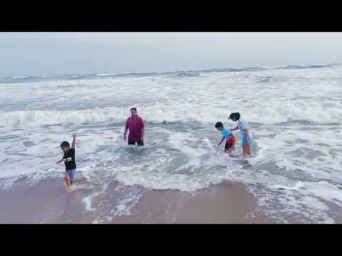 Dhairya’s first Sea Shore experience #arabiansea