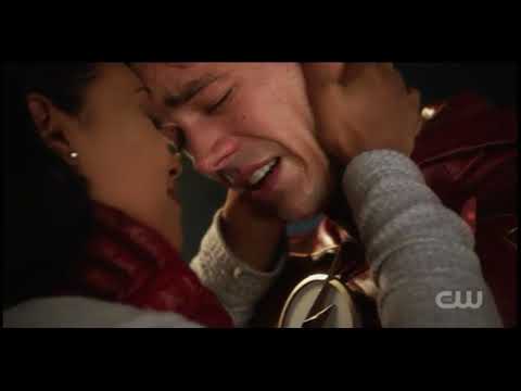 The flash stops the bomb 4x15 enter flashtime scene