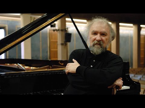 Radu Lupu plays Schumann, Schubert (Amsterdam 1983)