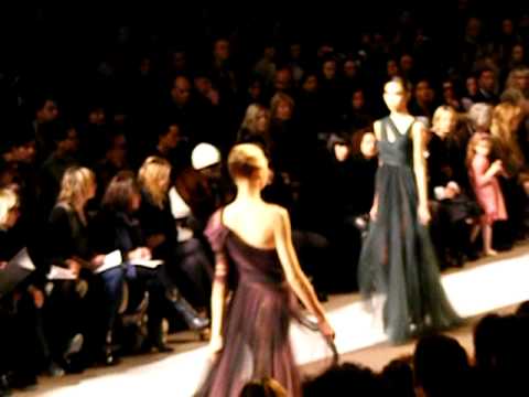 Elie Saab fall winter 2010 2011 (extract)