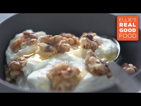 3-Ingredient Recipe: Greek Yogurt Bowl