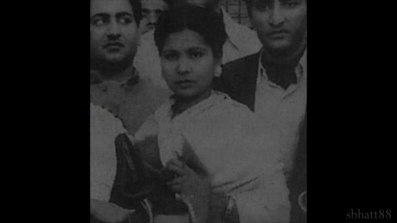 Kuch Bhi Na Kaha Lyrics | Parai Aag | Hamida Banu | Ghulam Mohammed