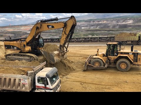 Caterpillar 385C Excavator Loading Trucks - Sotiriadis/Labrianidis Mining Works