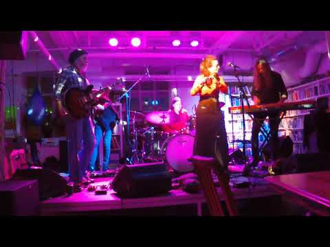 Agusa live in Moss, Norway