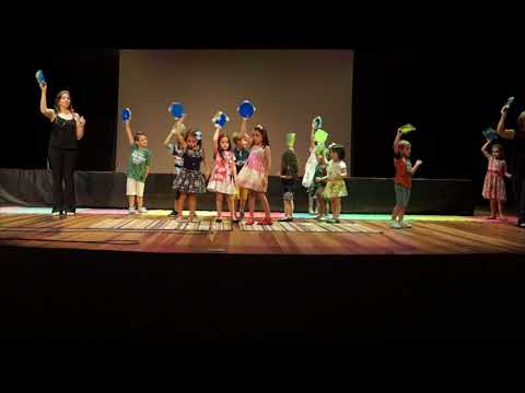 BIDELLATI- C.E.M- Musicalização Infantil - "Marcha Turca" e "O Grilinho" (5) - 2017