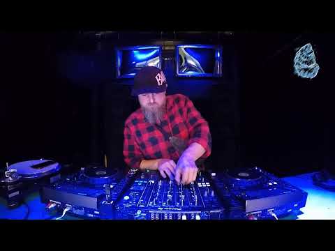 The Blue Oyster: Matt Dee / 03.07 / 20 - 21