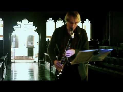 Chris Cundy plays the solo bass clarinet at Xposed Club-MVI 0148