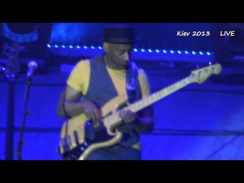 Marcus Miller Киев 2 ноября 2013 г. Фрагменты концерта.