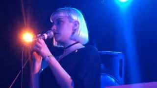 Molly Nilsson – Hiroshima Street (Live Moscow)