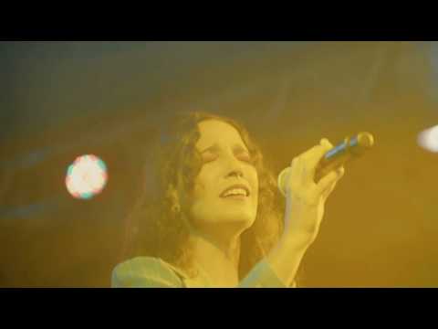 iLe - Contra Todo (En vivo)