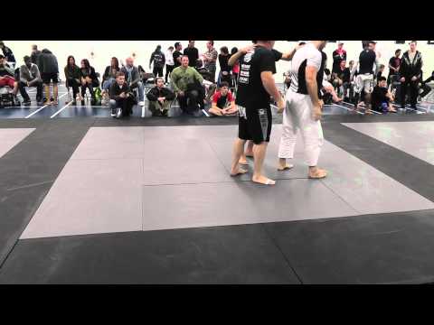 Alex Regjaj vs Guillaume Perreault - Montreal Grappling Grand Prix - Div II -200 - Semi-Final