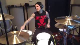Travis Barker recording with Wes Borland for the new Black Light Burns album (April 2018)