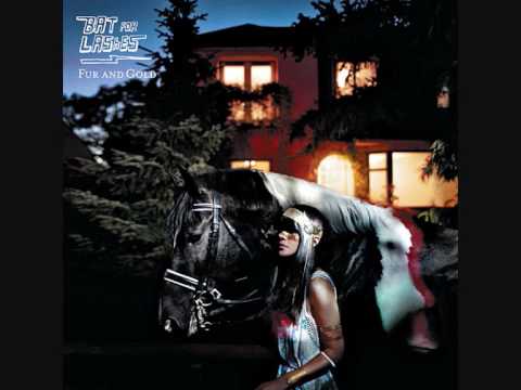 download lagu mp3 mp4 Bat For Lashes Tahiti, download lagu Bat For Lashes Tahiti gratis, unduh video klip Bat For Lashes Tahiti
