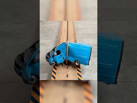 RC Mercedes Sprinter Crash Test Which is SAFER?