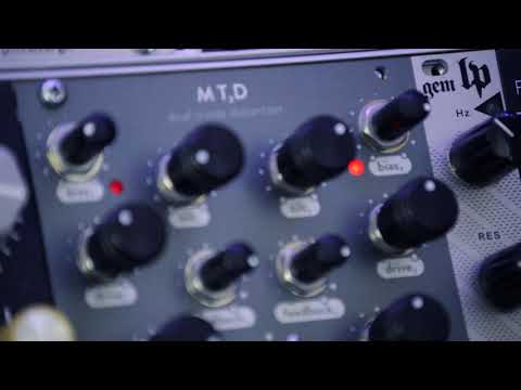 MT2D - Sonocurrent Dual Triode Distortion based on NuTubes ( no talking )