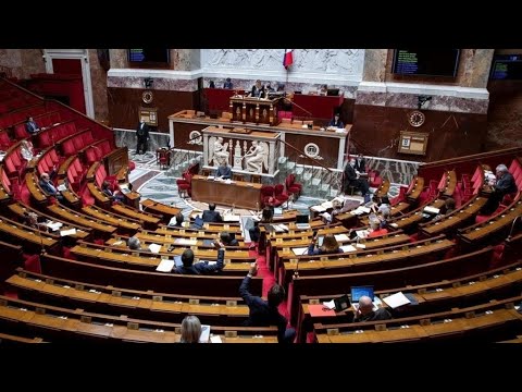 فرنسا حزب ماكرون يخسر غالبيته المطلقة في مجلس النواب بعد تشكيل كتلة جديدة