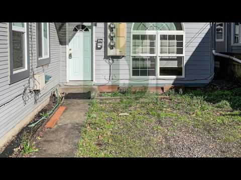 Berg- TriPlex on Lee St SE #10095 - Video 2 of 2
