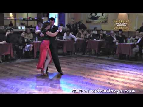 Diego Comberti y Graciela Gamba en Salón Caning milonga Parakultural