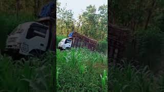 Download lagu pengorbanan seorang ayah demi keluarga kecil nya😭 mp3