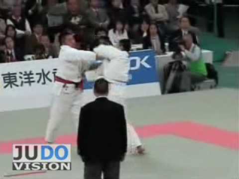 JUDO 2009 All Japan: Keiji Suzuki 鈴木桂治 (JPN) - Akinori Hongo (JPN)