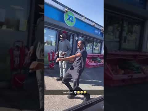 Dublin rapper smilez vibing in balbrigan🤣🤣