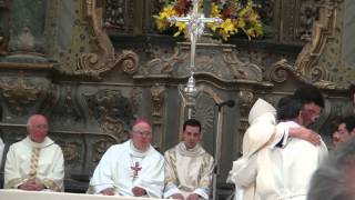 preview picture of video 'Ordenação presbiteral do Padre Helder Ruivo na Catedral de Aveiro'