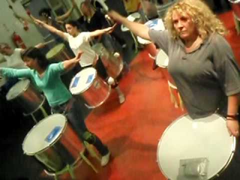 'Clock' with 6/8 ending 011 (041208).AVI