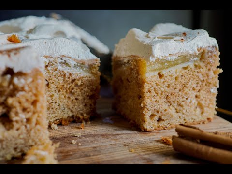 Cinnamon Apple Cream Cake