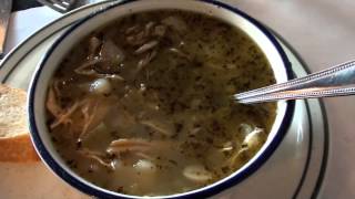 США 374: как съешь кусочек, так и пойдешь по гречески чесать - в греческом ресторанчике