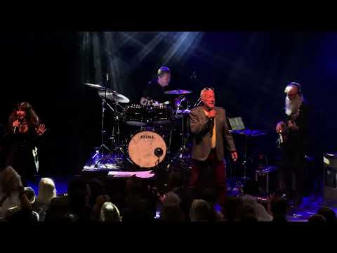 Kirsten & Søren - Tæl Til Ti (Grand Prix Fest) Middelfart Sparekasse Hallerne