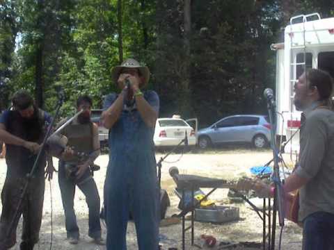 Dirtfoot - Pulling Up The Stakes - Wakarusa 2012 Chompdown