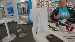 Visiting AT&T Store in Perrysburg, OH(9-19)